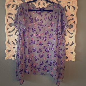 Torrid floral shark bite blouse